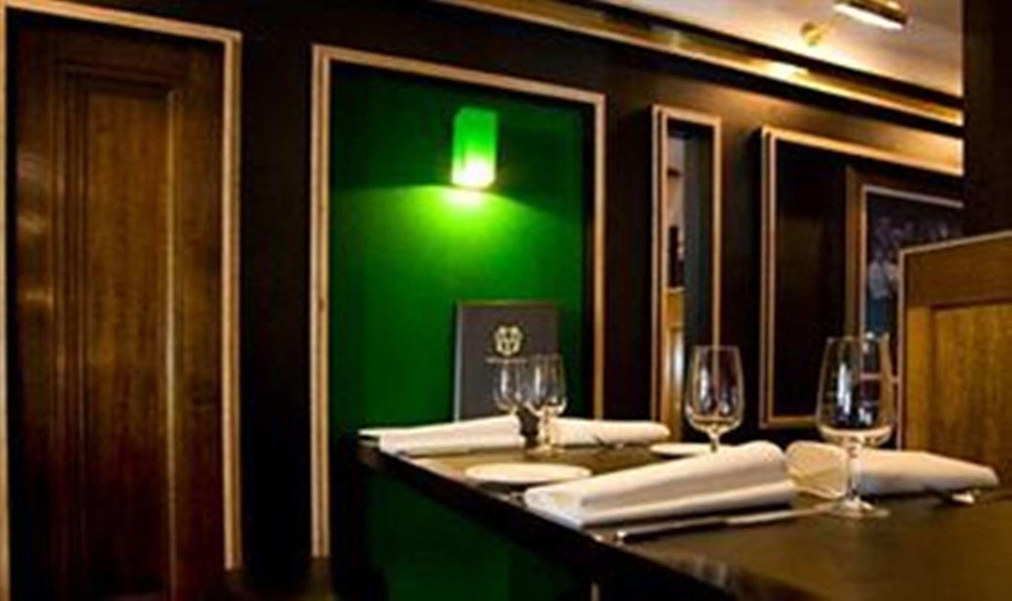 Middle Park Hotel Мельбурн Экстерьер фото