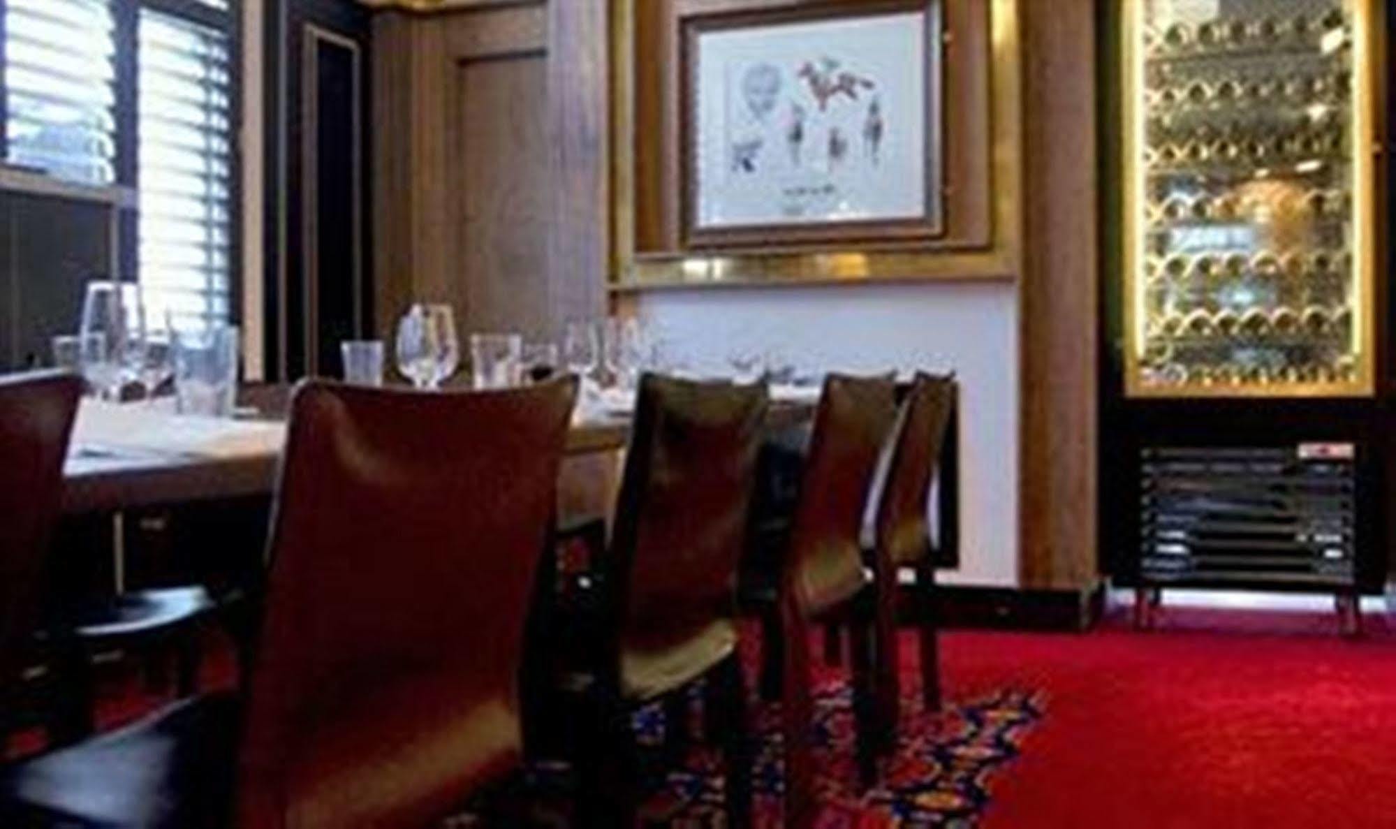 Middle Park Hotel Мельбурн Экстерьер фото